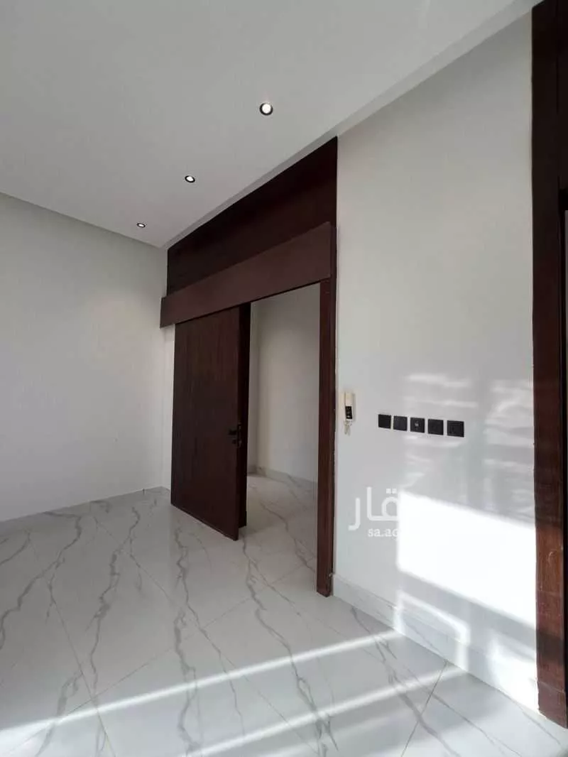 3 bedroom floor in Ash Sharq 7
