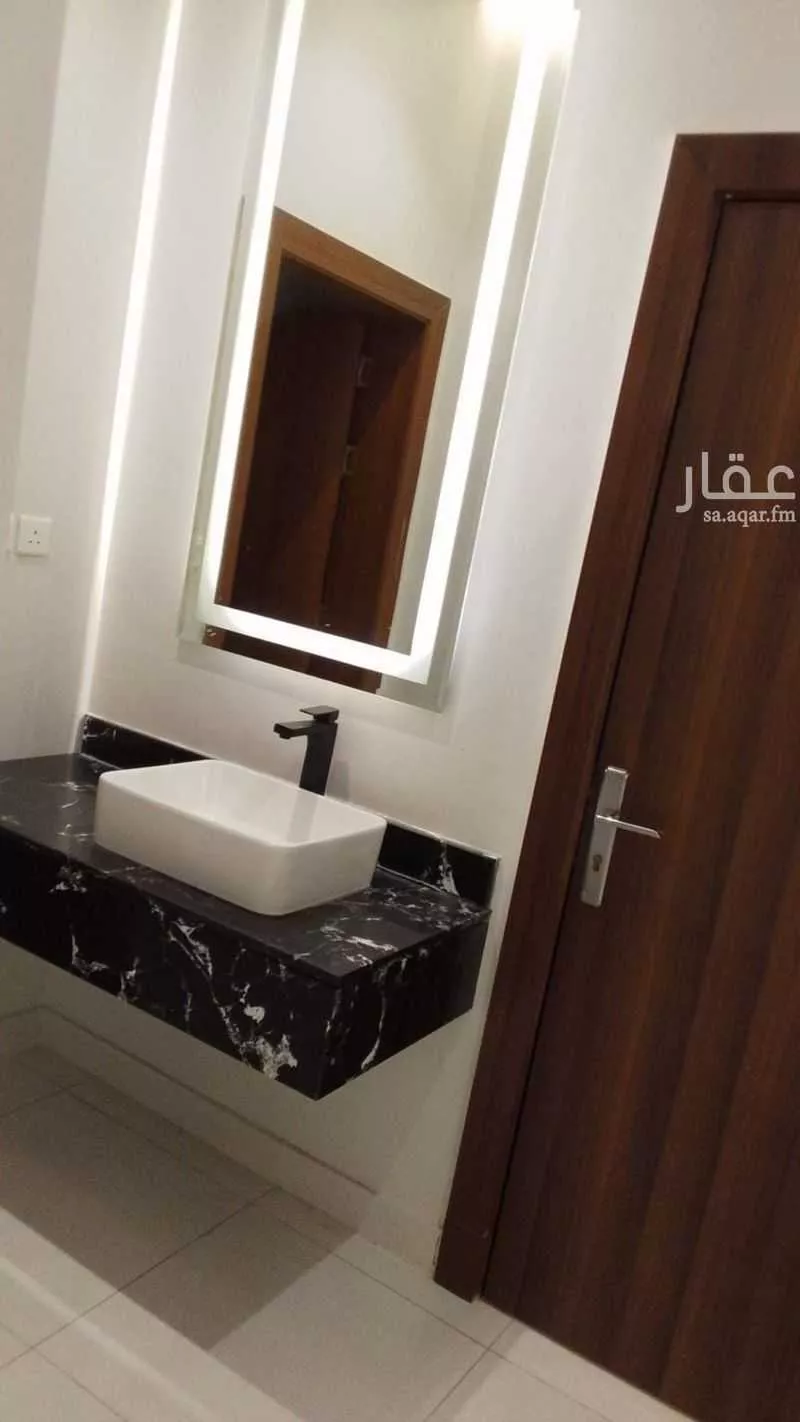 6 bedroom apartment in Al Marwa 6