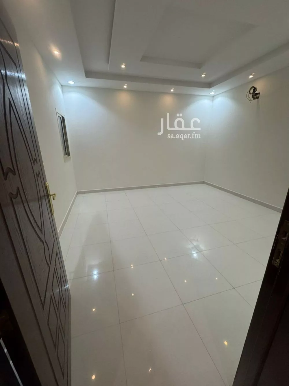 3 bedroom floor in Dhahrat Laban 2