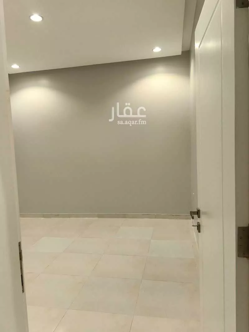 3 bedroom floor in Al Aridh 9