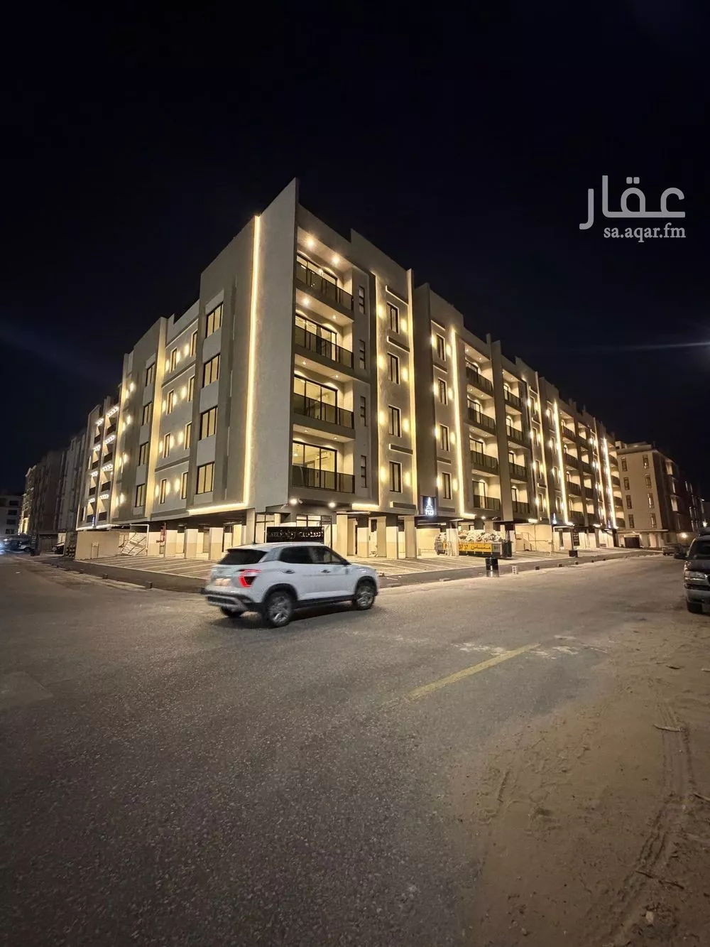 شقة 4 غرف في المنتزة 3