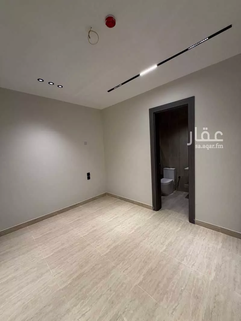 5 bedroom apartment in Al Basateen, Eastern Province 4