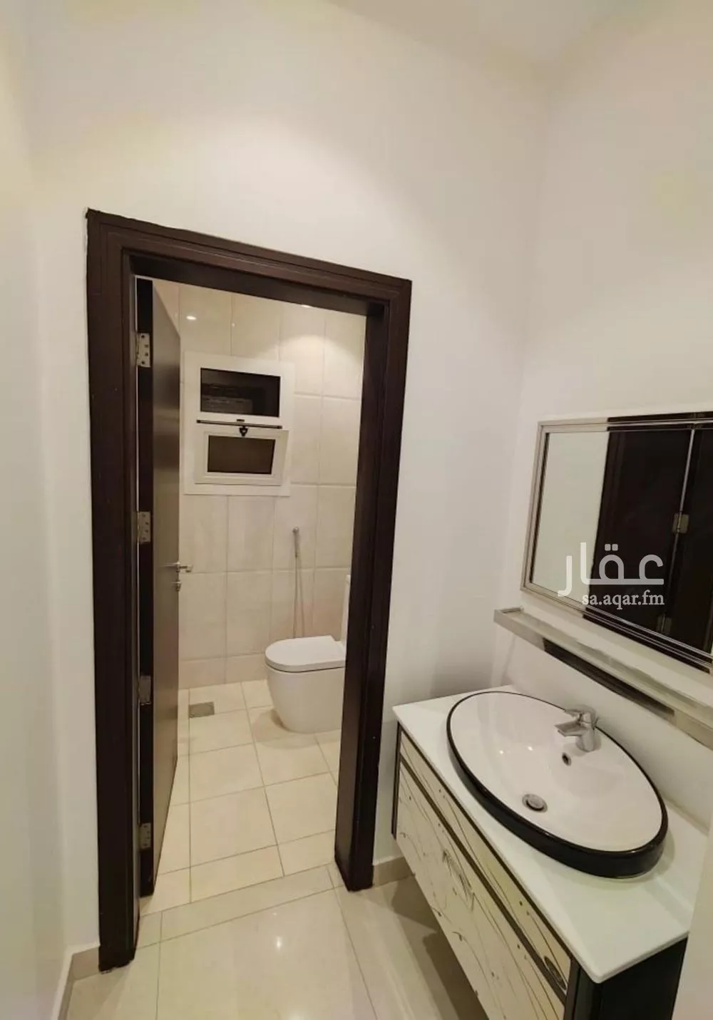 5 bedroom villa in Irqah 13