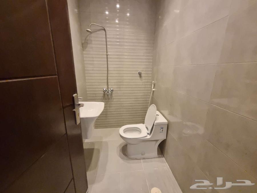 شقة 2 غرف في السلام 11