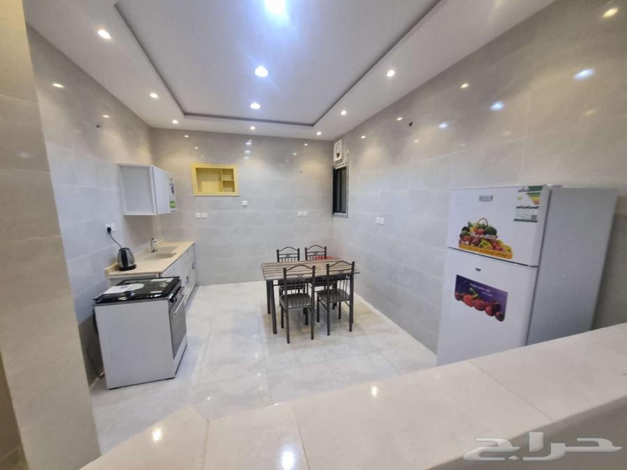 شقة 2 غرف في السلام 10