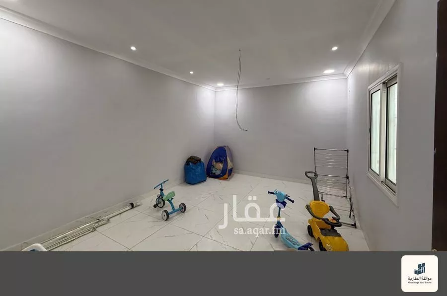 فيلا 5 غرف في الأمواج 2