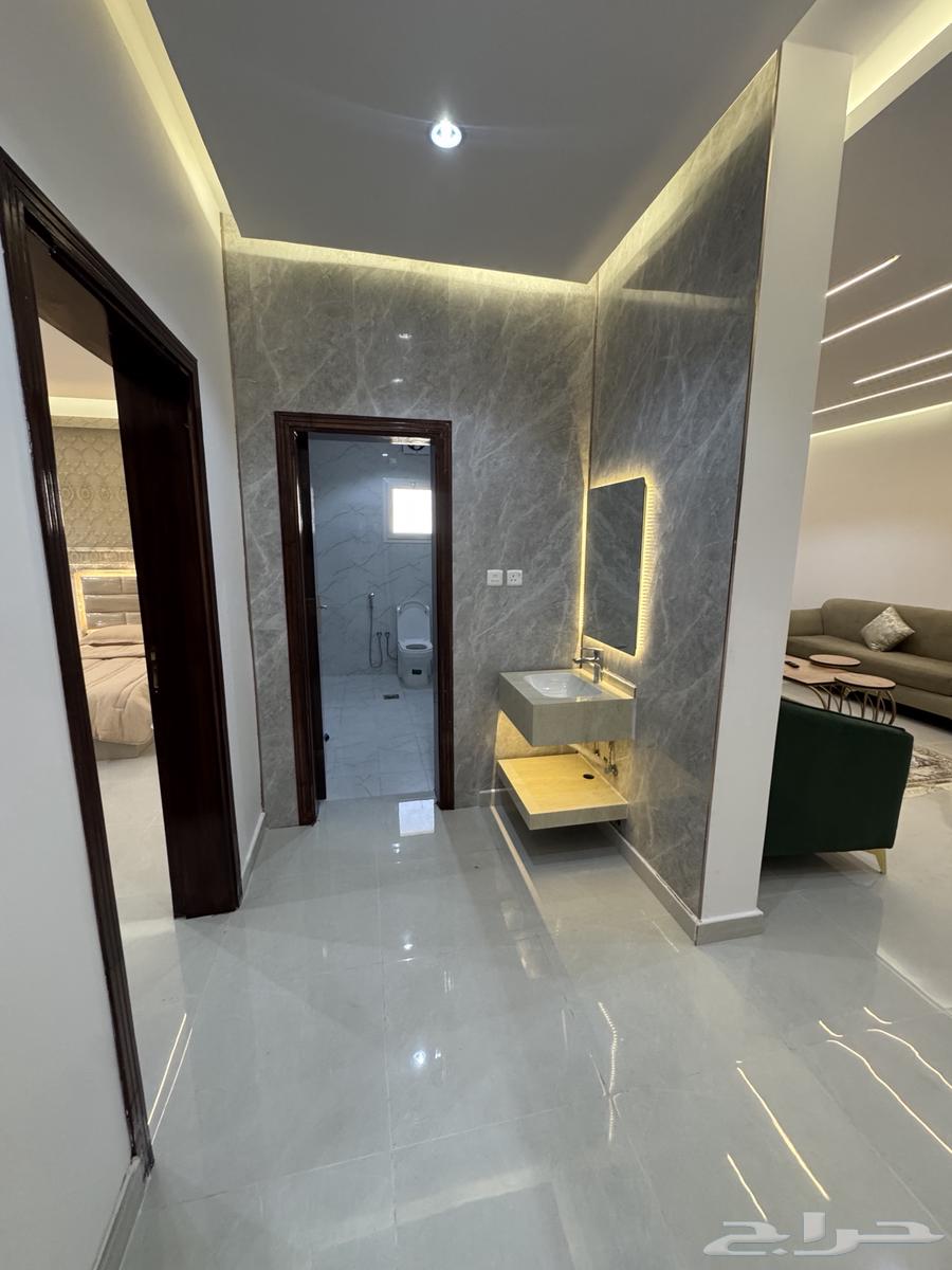 شقة 36 غرف في الملك فهد 7