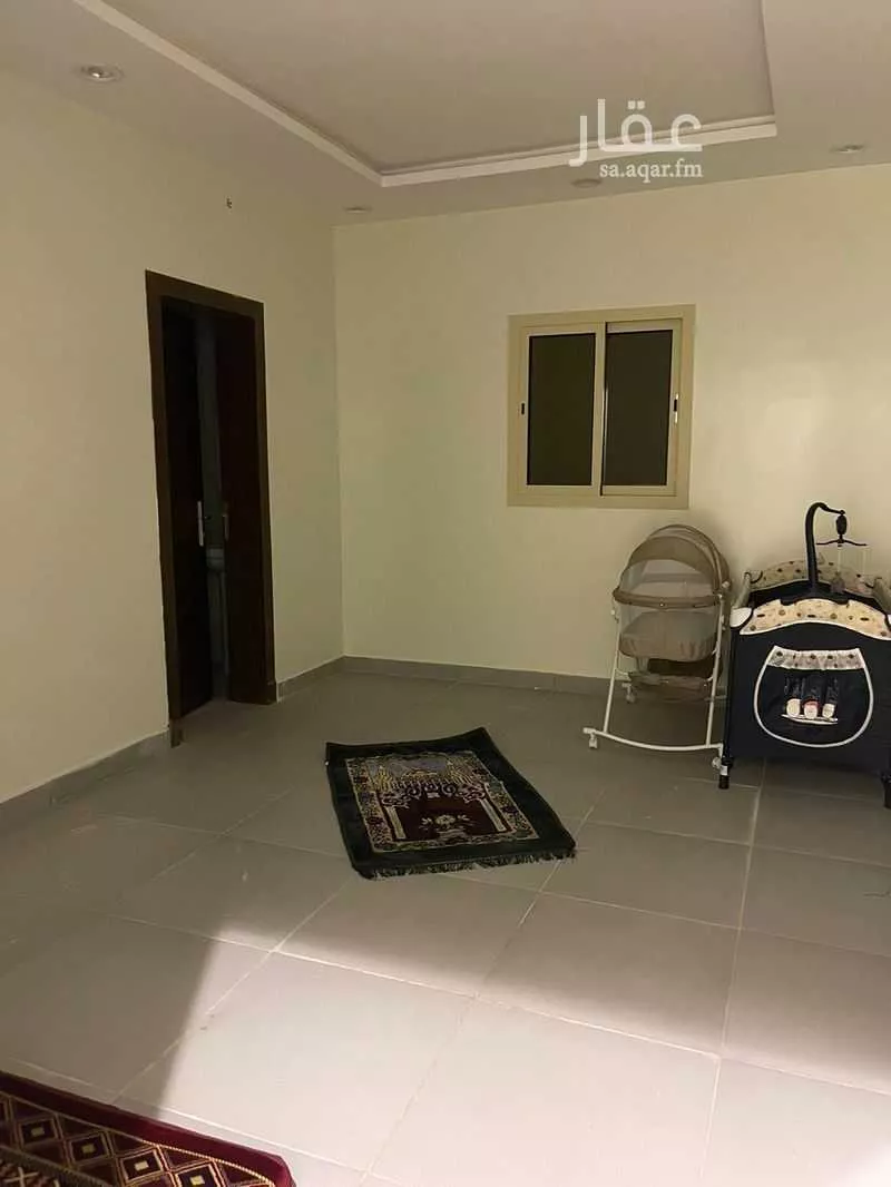 فيلا 4 غرف في طيبة 11