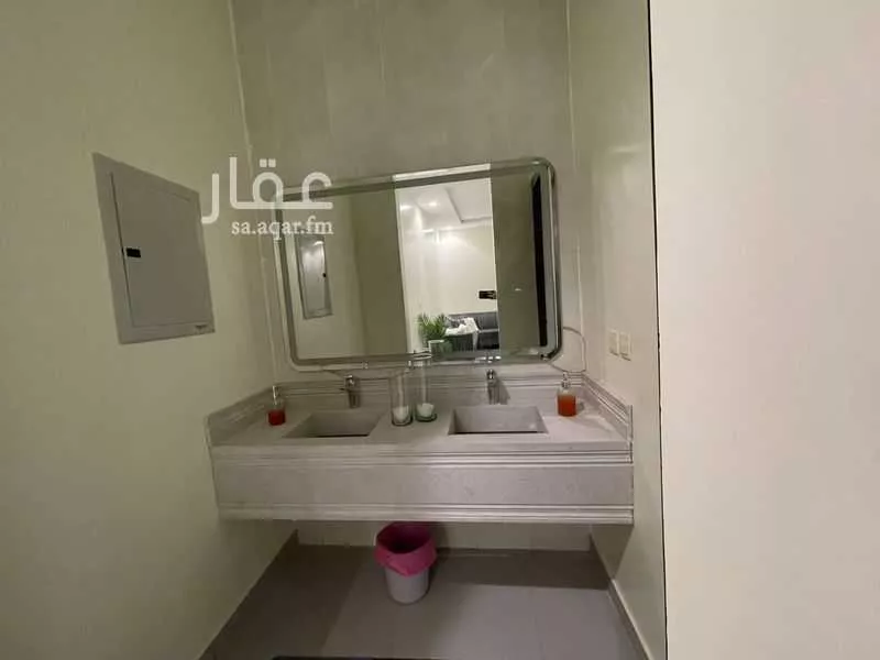 فيلا 4 غرف في طيبة 4