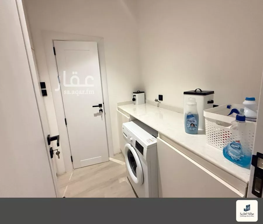 شقة 3 غرف في الحمرا 10