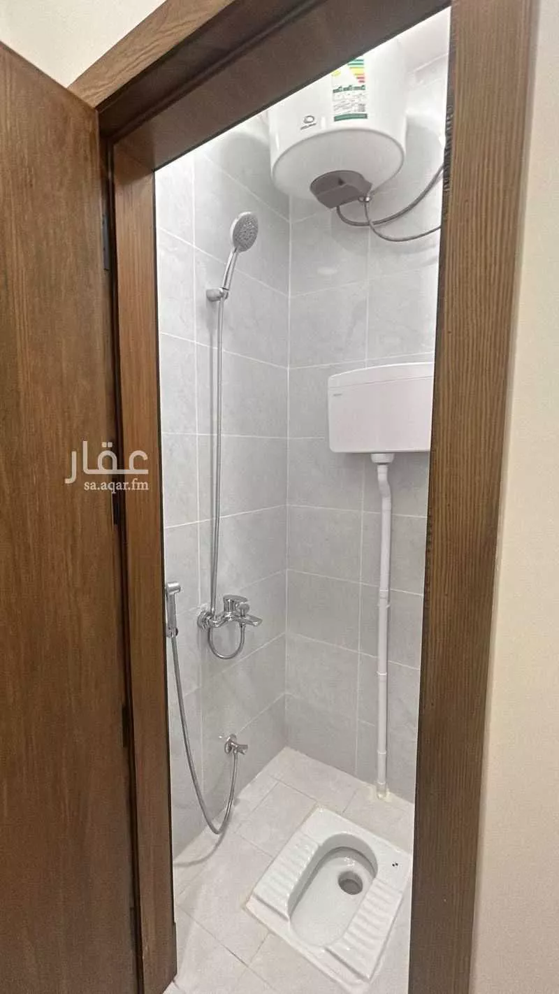 شقة 3 غرف في الحمرا 12