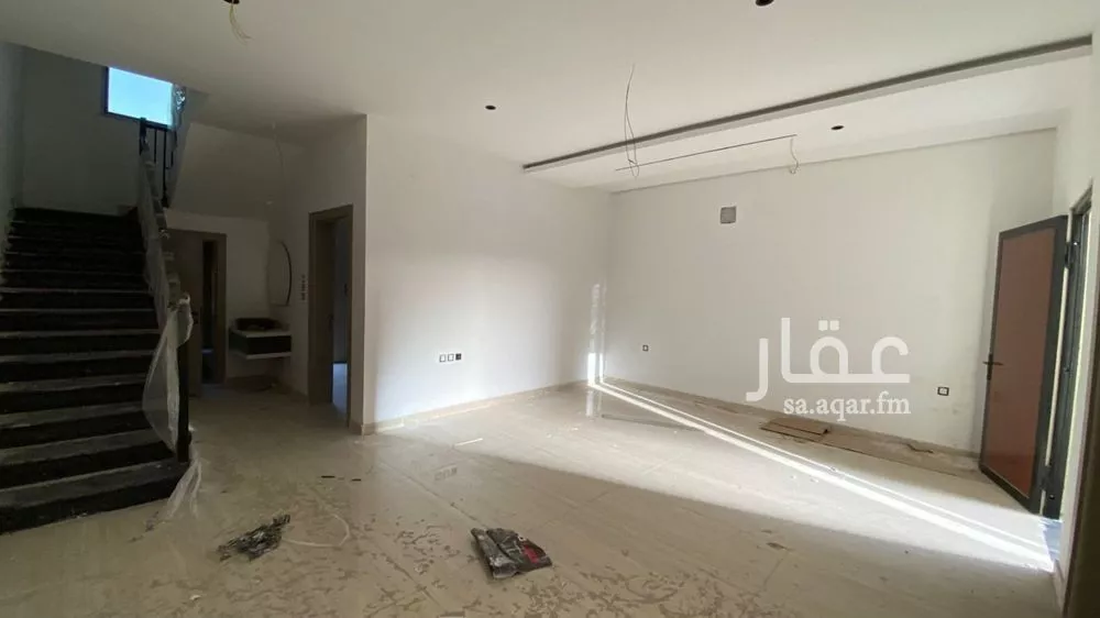 6 bedroom villa in Al Amwaj 4