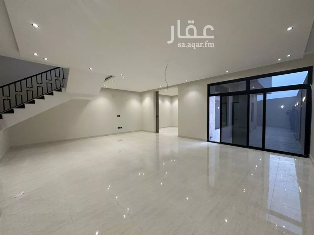 فيلا 7 غرف في الصواري 5