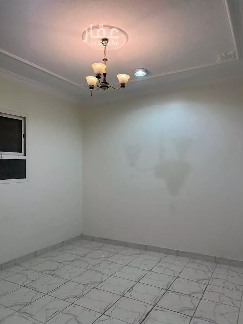 3 bedroom floor in As Saadah 7