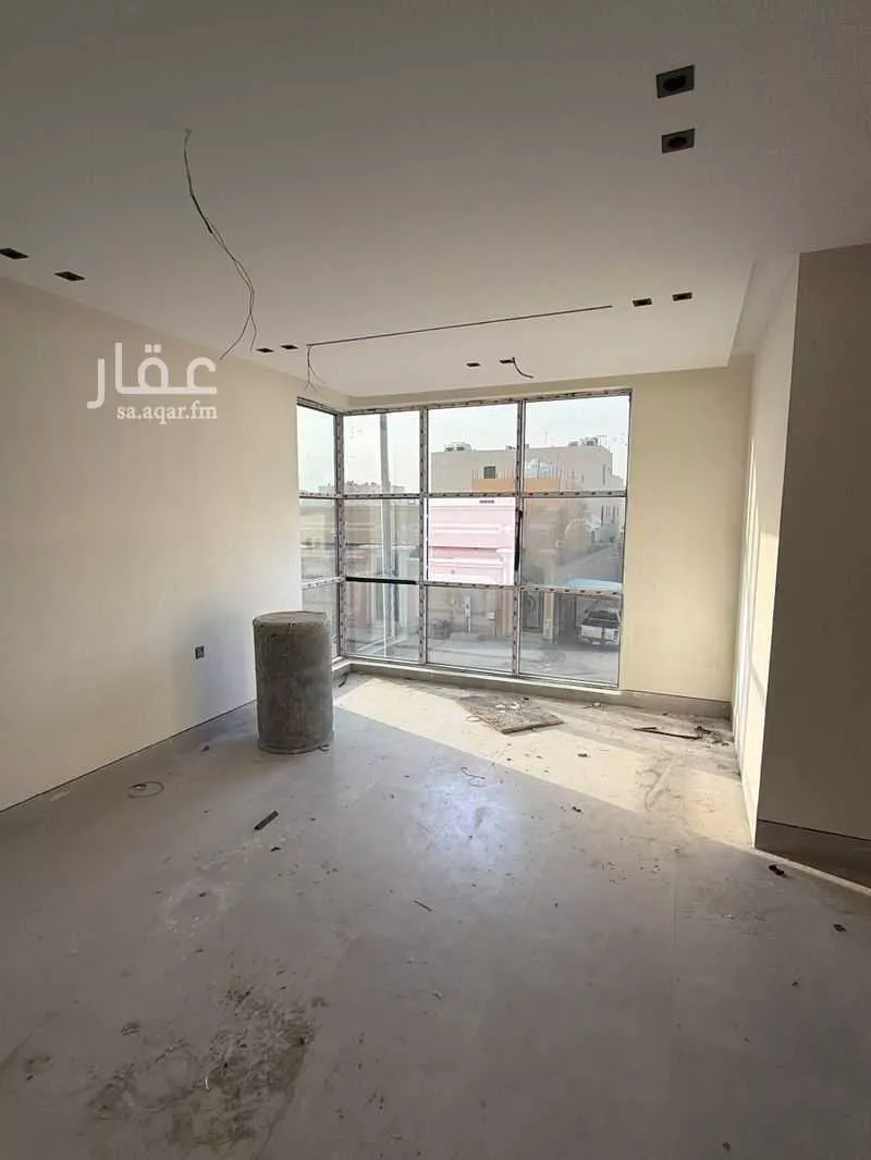 فيلا 6 غرف في ضاحية الملك فهد 7