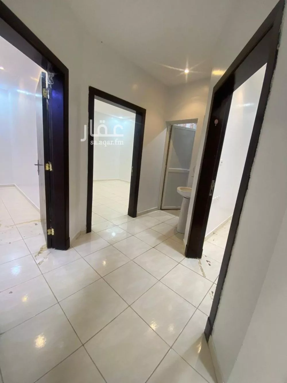 8 bedroom floor in Tuwaiq 17