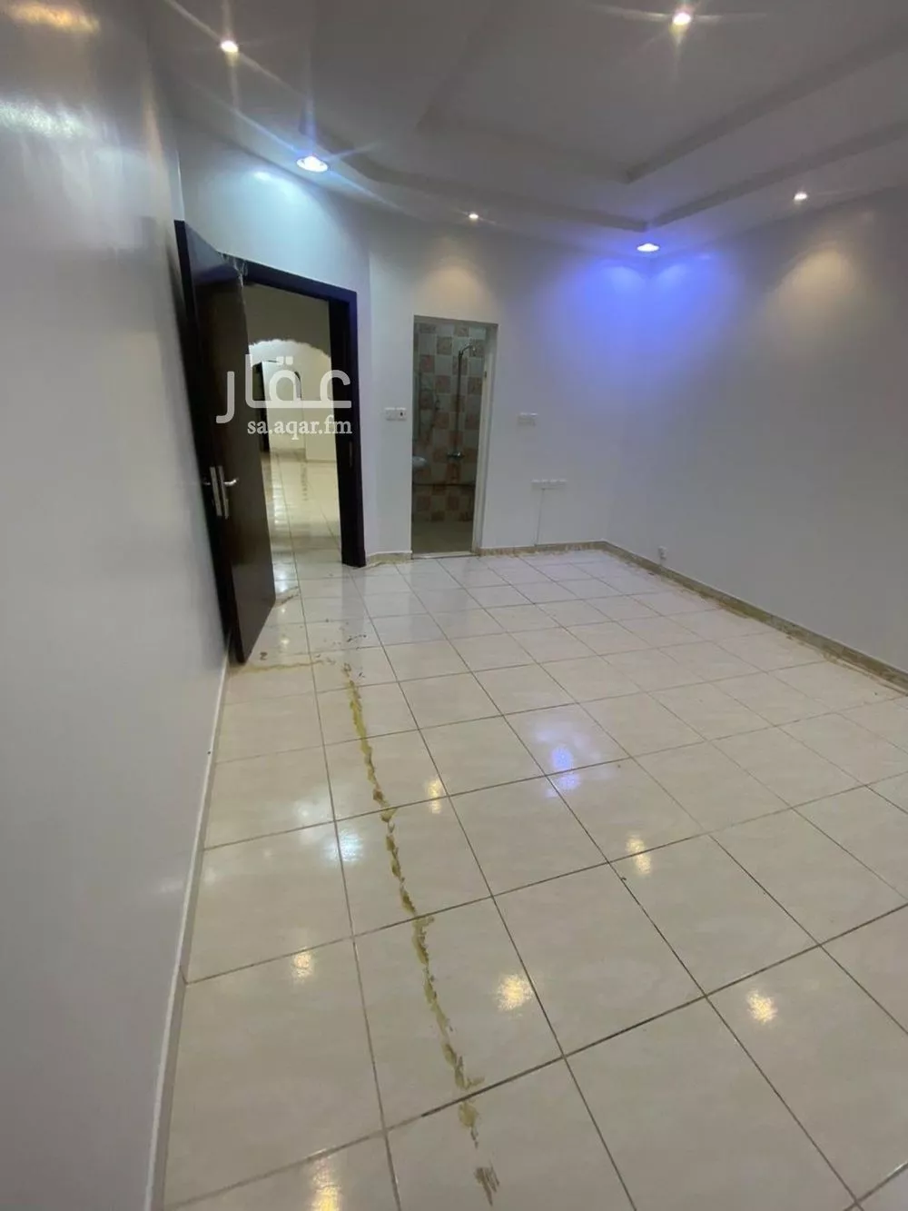 8 bedroom floor in Tuwaiq 19