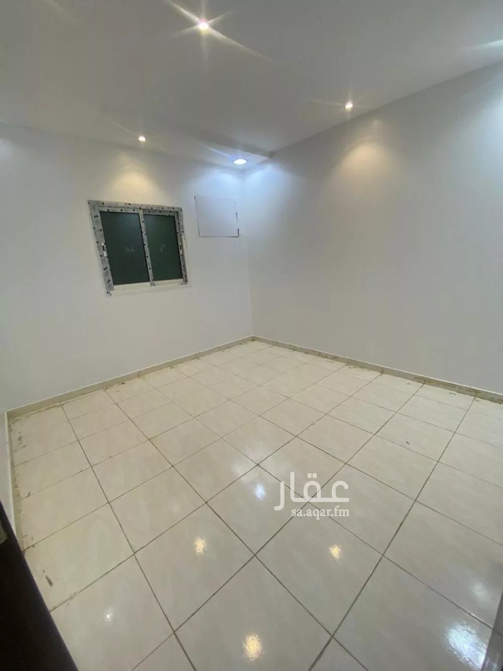 8 bedroom floor in Tuwaiq 3
