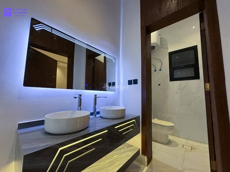 6 bedroom villa in Al Janadriyah, Riyadh 7