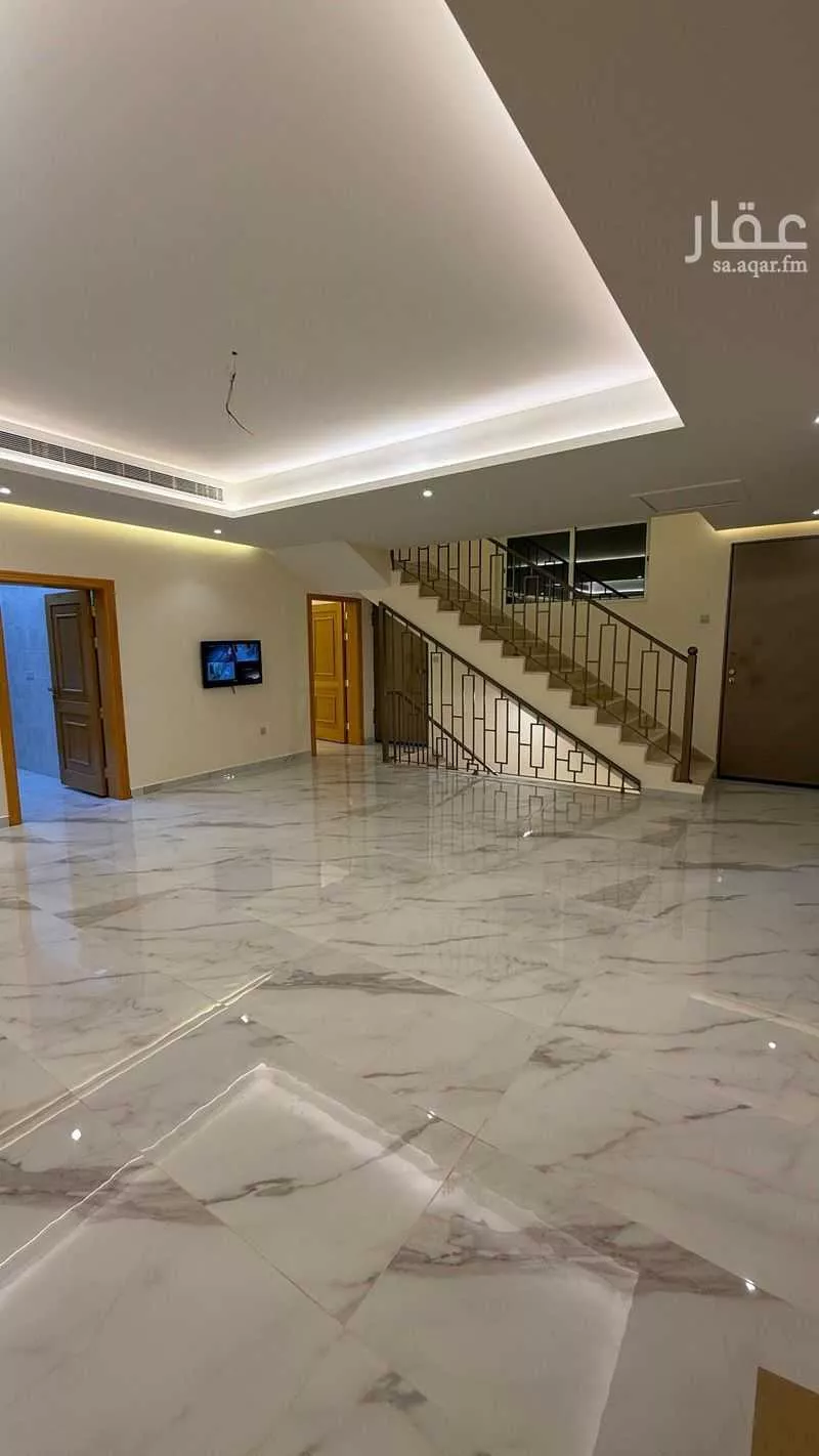 4 bedroom villa in Al Ghadir, Riyadh 6
