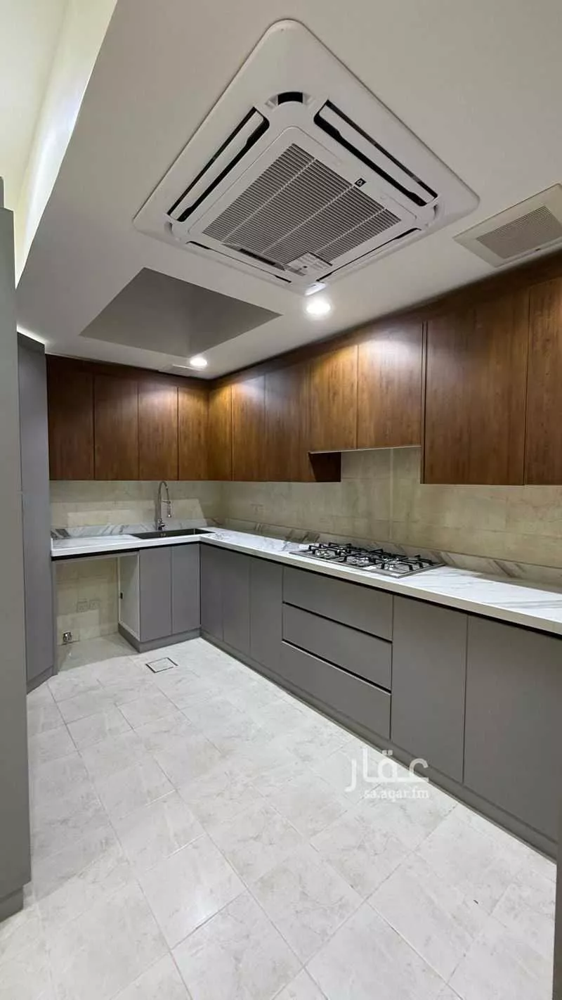 4 bedroom villa in Al Ghadir, Riyadh 7