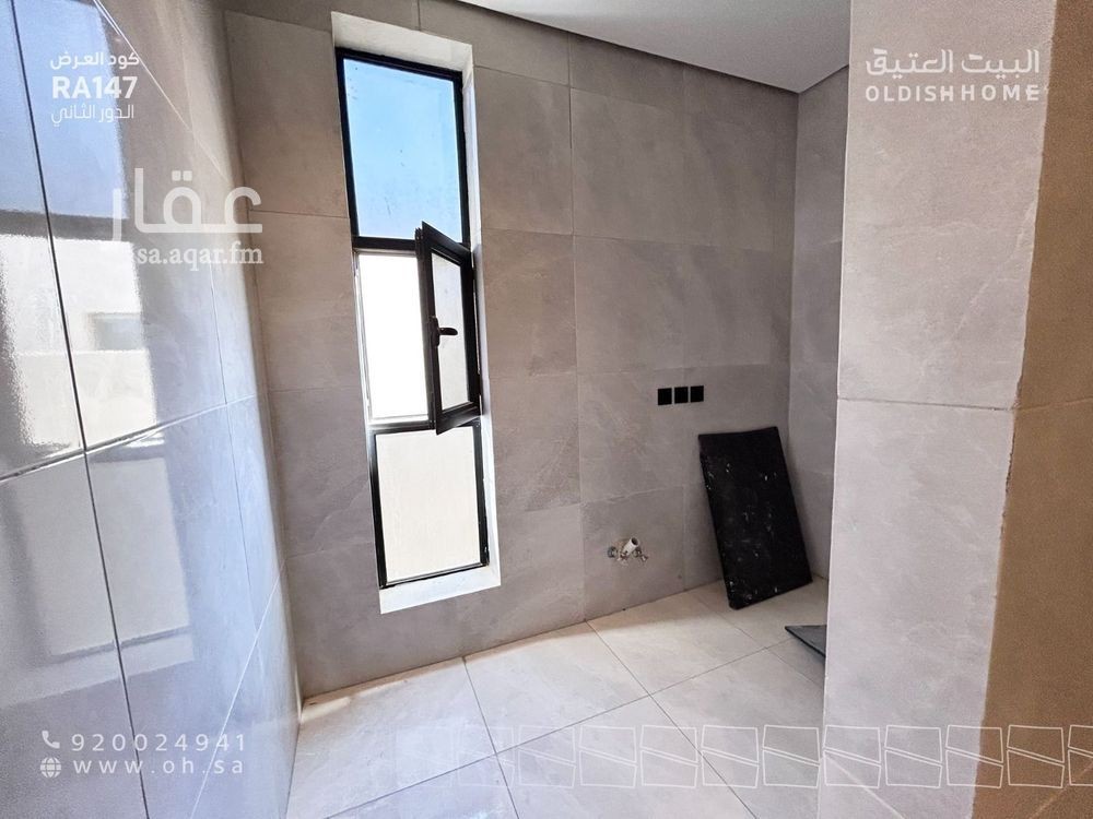 2 bedroom floor in Al Rimal 20