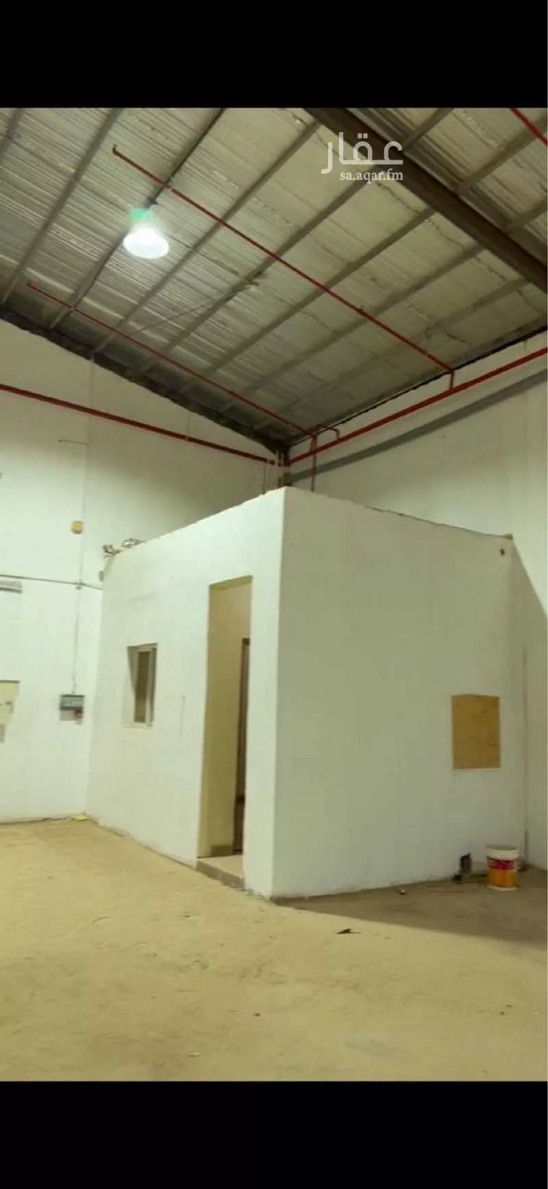 مستودع 400 م² في المصفاة 3