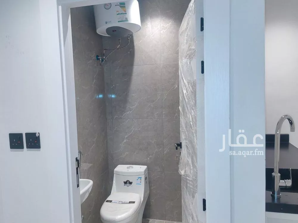 شقة 1 غرف في الملك فهد 2