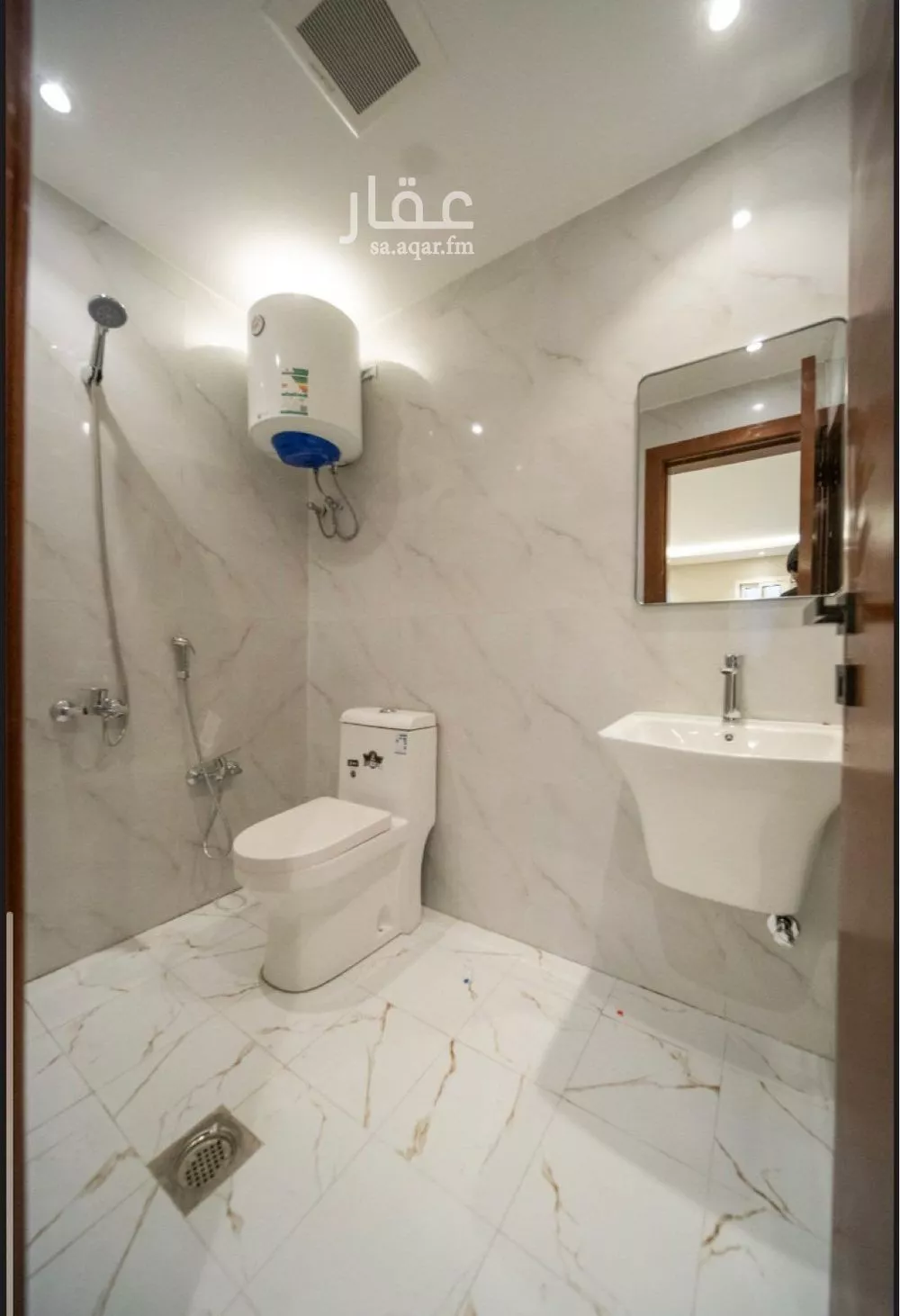 1 bedroom apartment in Hittin 4