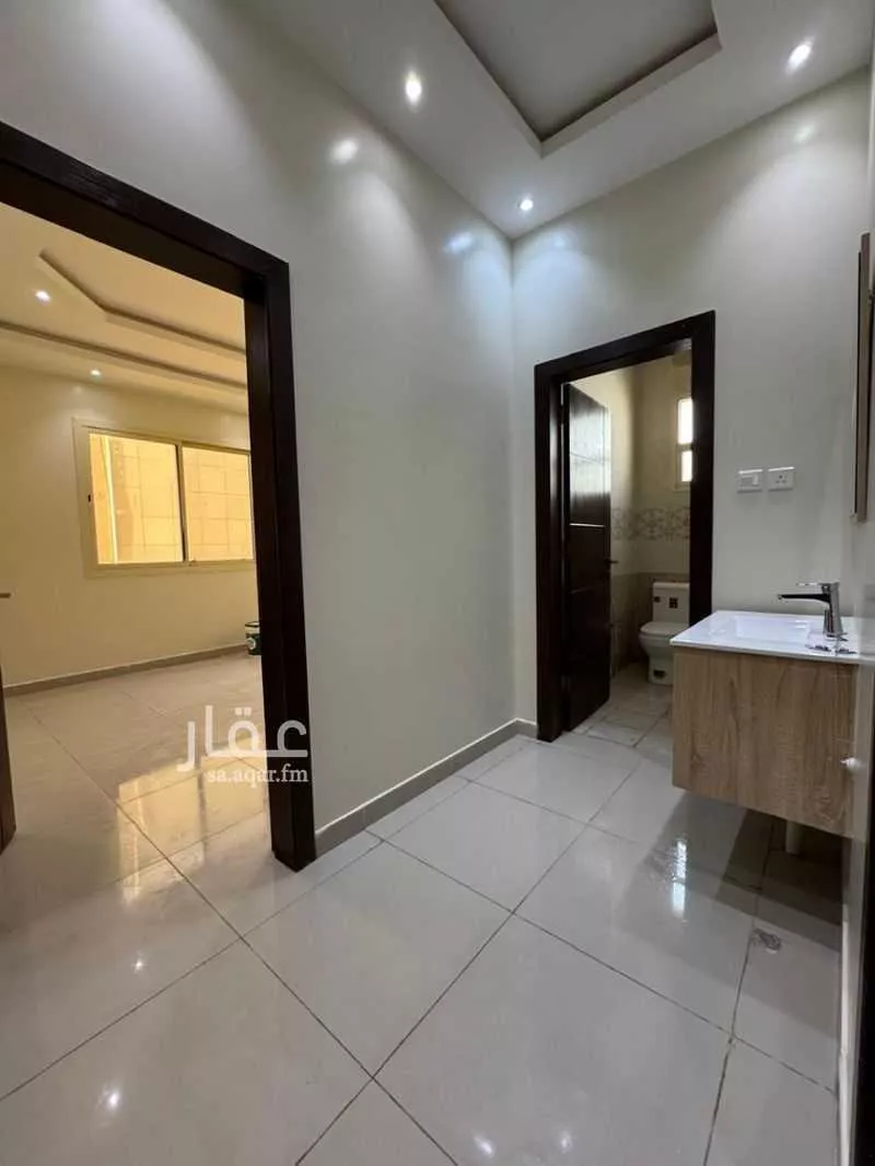 شقة 6 غرف في النرجس 4