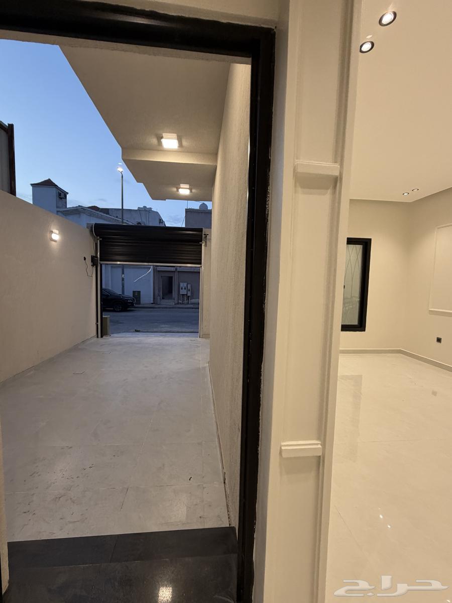 فيلا 6 غرف في احد 5