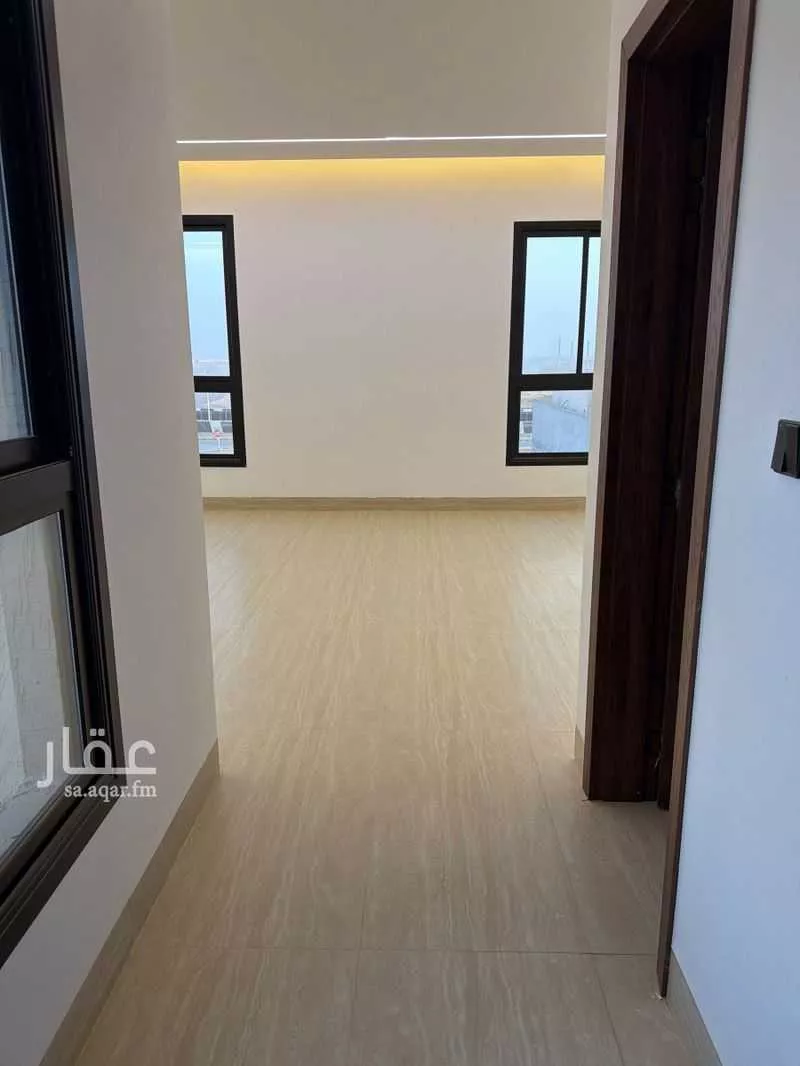 4 bedroom villa in Dhahrat Laban 12