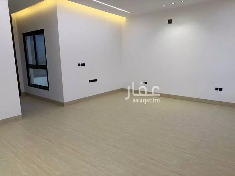 4 bedroom villa in Dhahrat Laban 14
