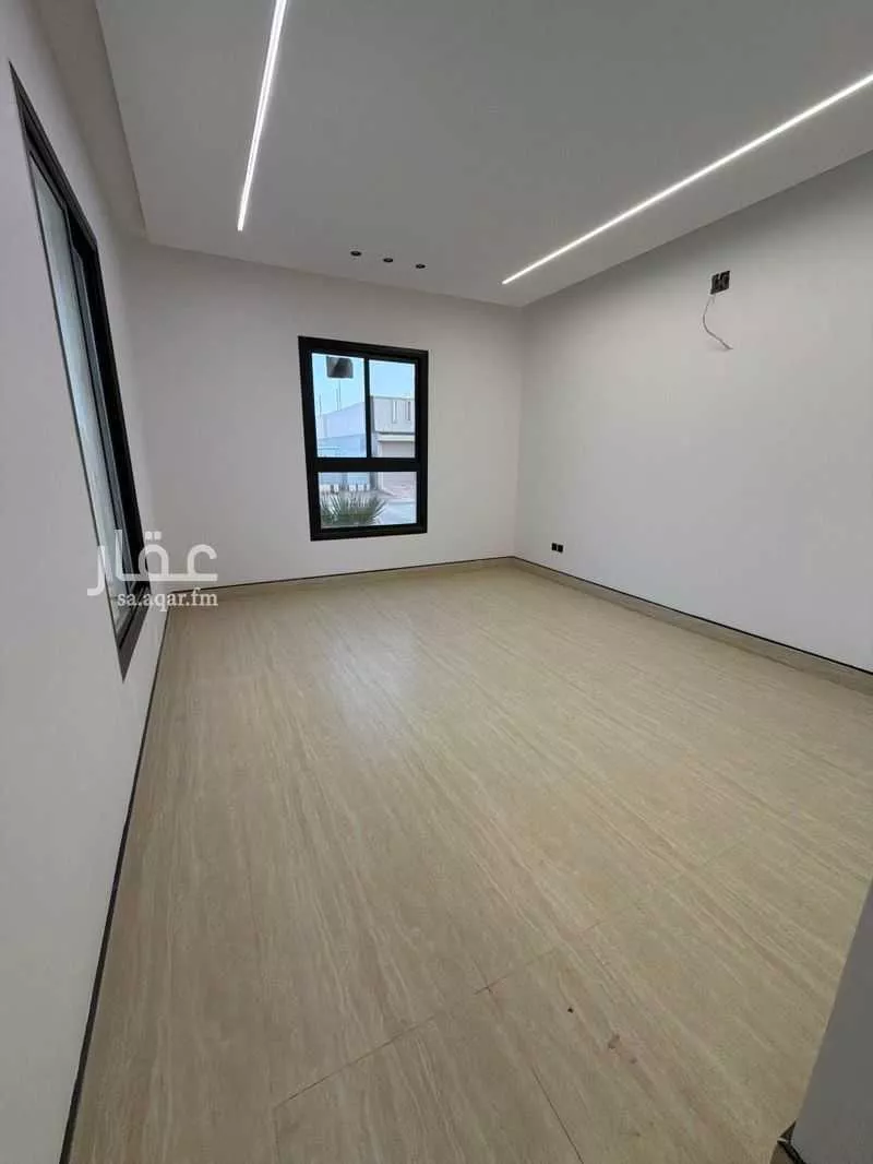 4 bedroom villa in Dhahrat Laban 4