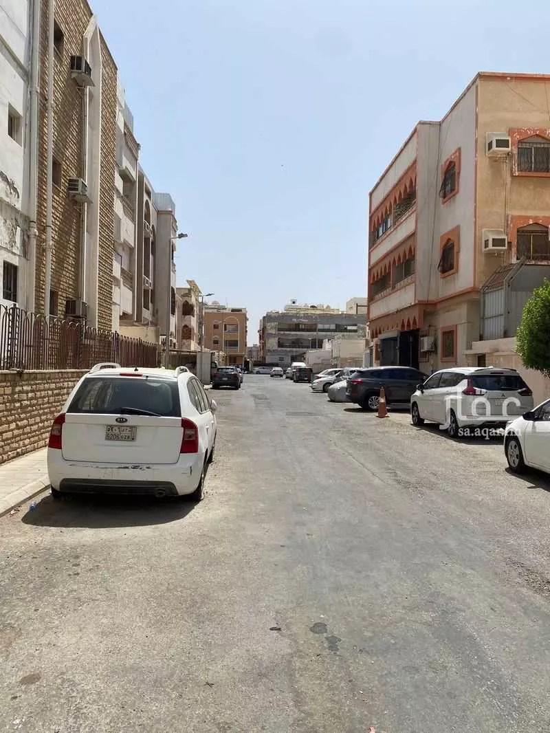 فيلا 8 غرف في مشرفة 6