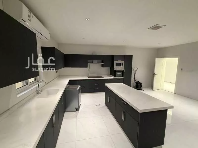 4 bedroom villa in Al Buhairah, Eastern Province 14