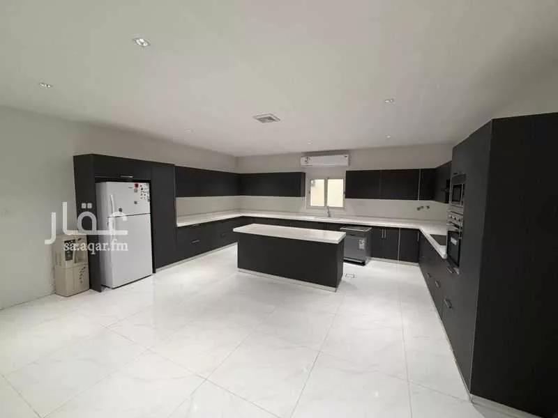 4 bedroom villa in Al Buhairah, Eastern Province 16
