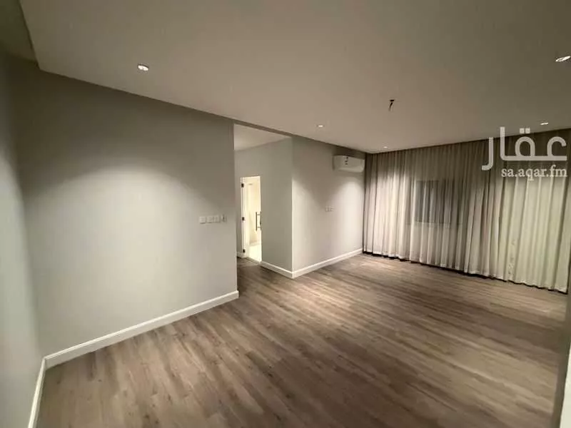 4 bedroom villa in Al Buhairah, Eastern Province 18