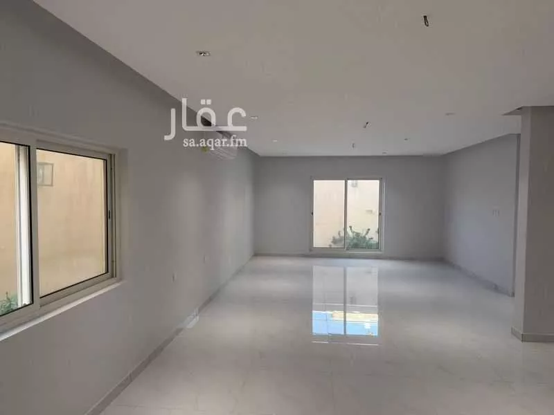 4 bedroom villa in Al Buhairah, Eastern Province 4