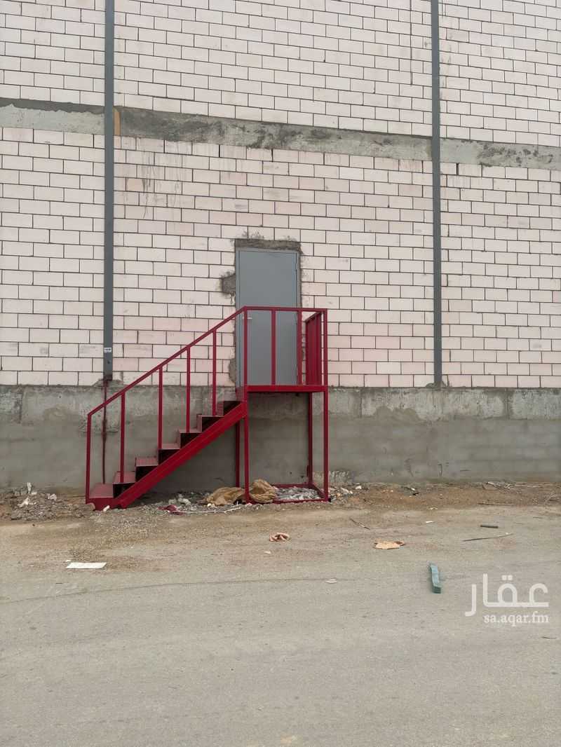 warehouse in Al Faisaliyyah, Riyadh 4