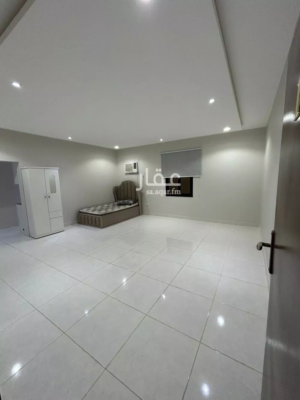 1 bedroom apartment in Dhahrat Laban 7