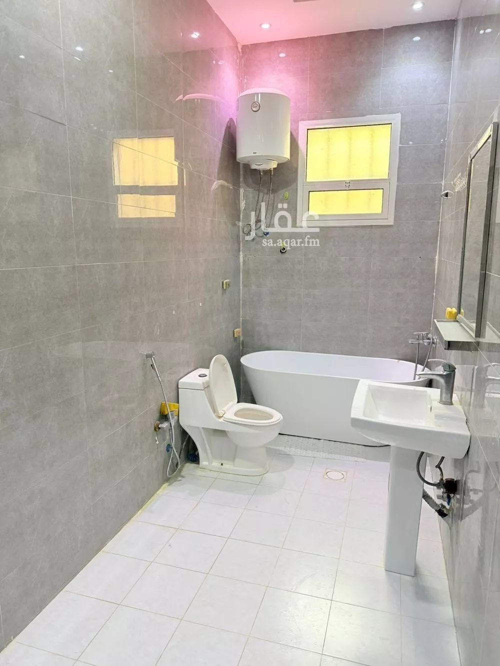 4 bedroom floor in Al Qadisiyah 9