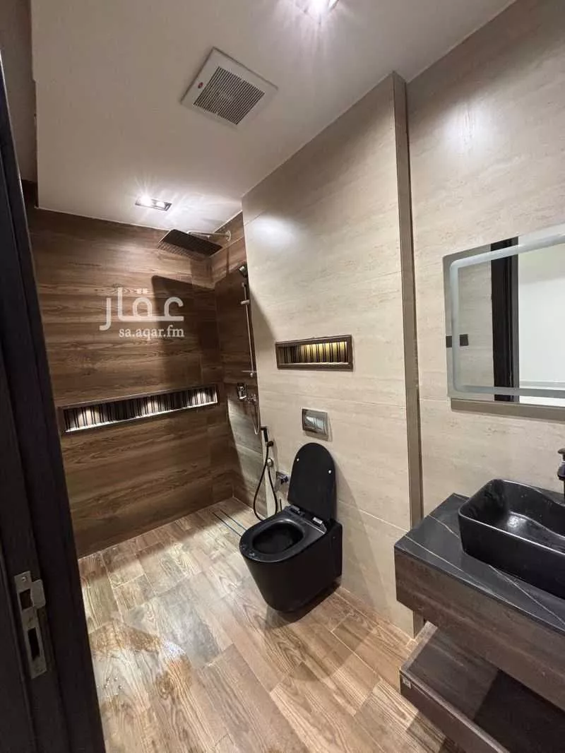 شقة 5 غرف في العارض 11