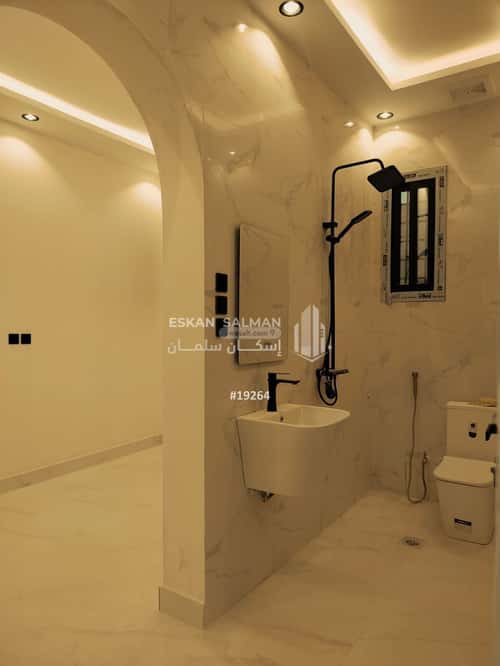 9 bedroom villa in Al Difa 5