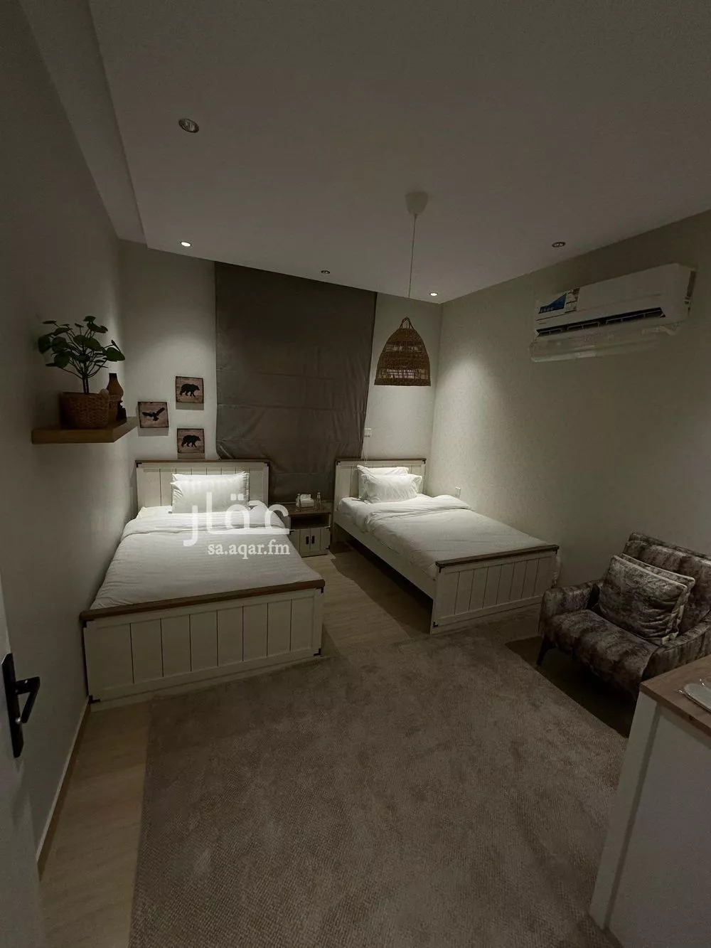 شقة 2 غرف في الملقا 10