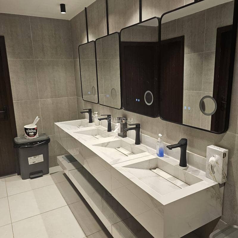 office in Madinat Al Umal, Eastern Province 12