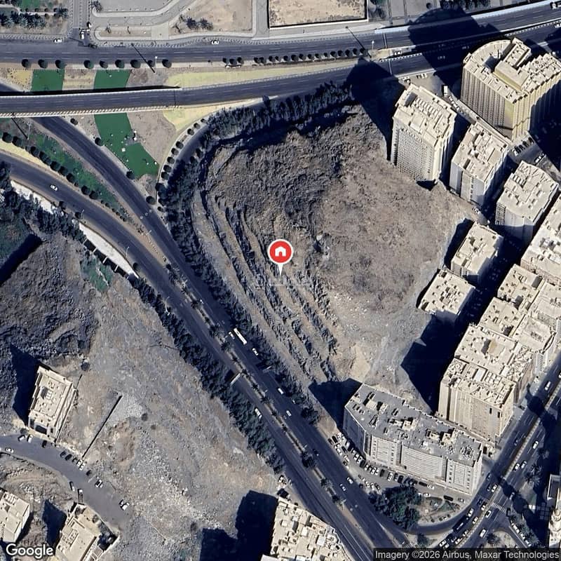 3 bedroom apartment in Al Aziziyah, Makkah 11