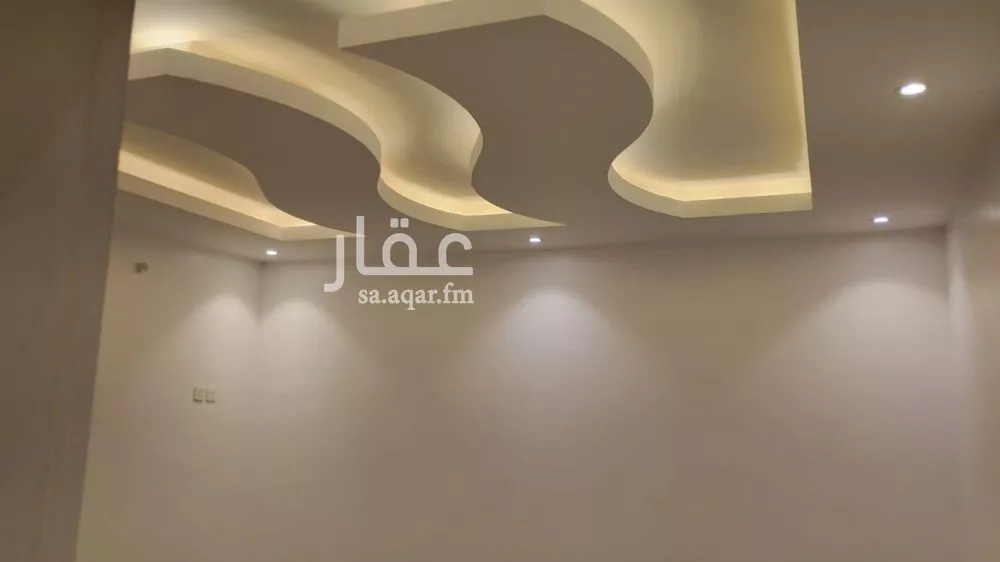 شقة 3 غرف في الملقا 5