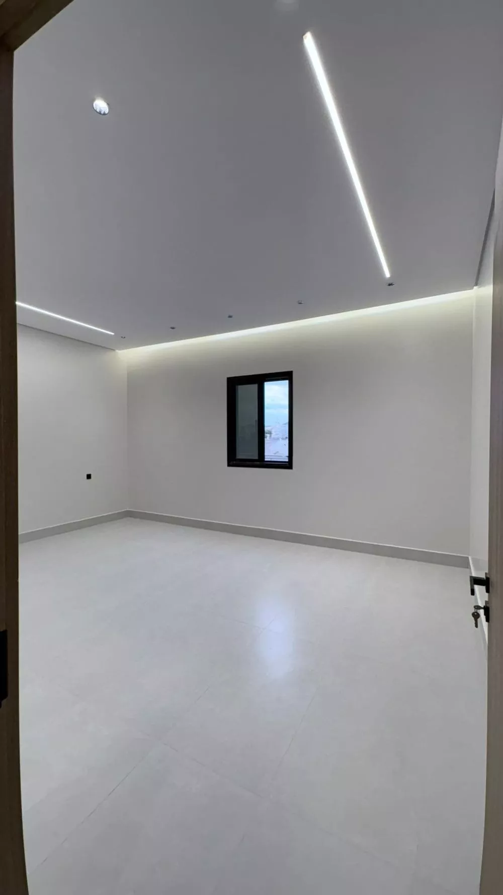 5 bedroom apartment in Bani Bayadah 9