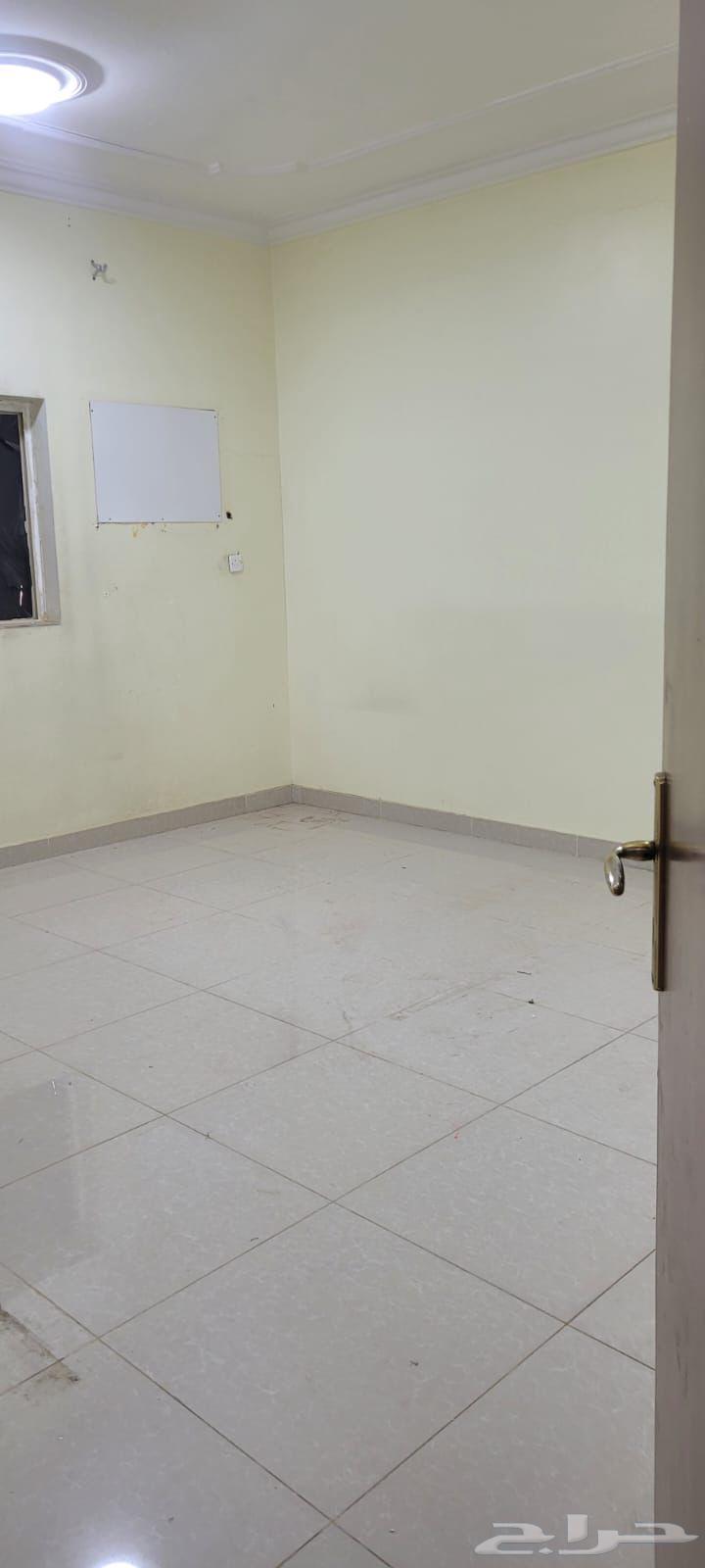 شقة 3 غرف في الجنادرية 2